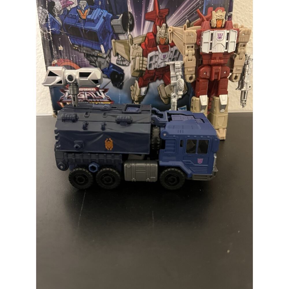 Transformers Legacy United Doom 'N Destruction Breakdown & Windsweeper - Picture 7 of 14